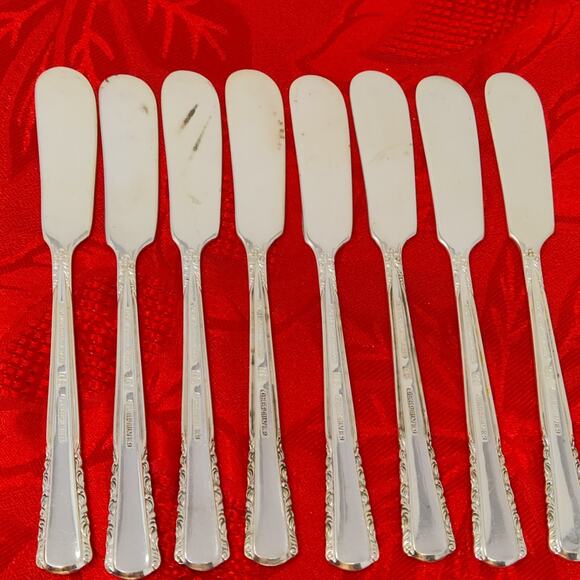 8X BS MAY QUEEN by Holmes & Edwards Silver Plate Butter Jam Spreaders - Picture 9 of 15